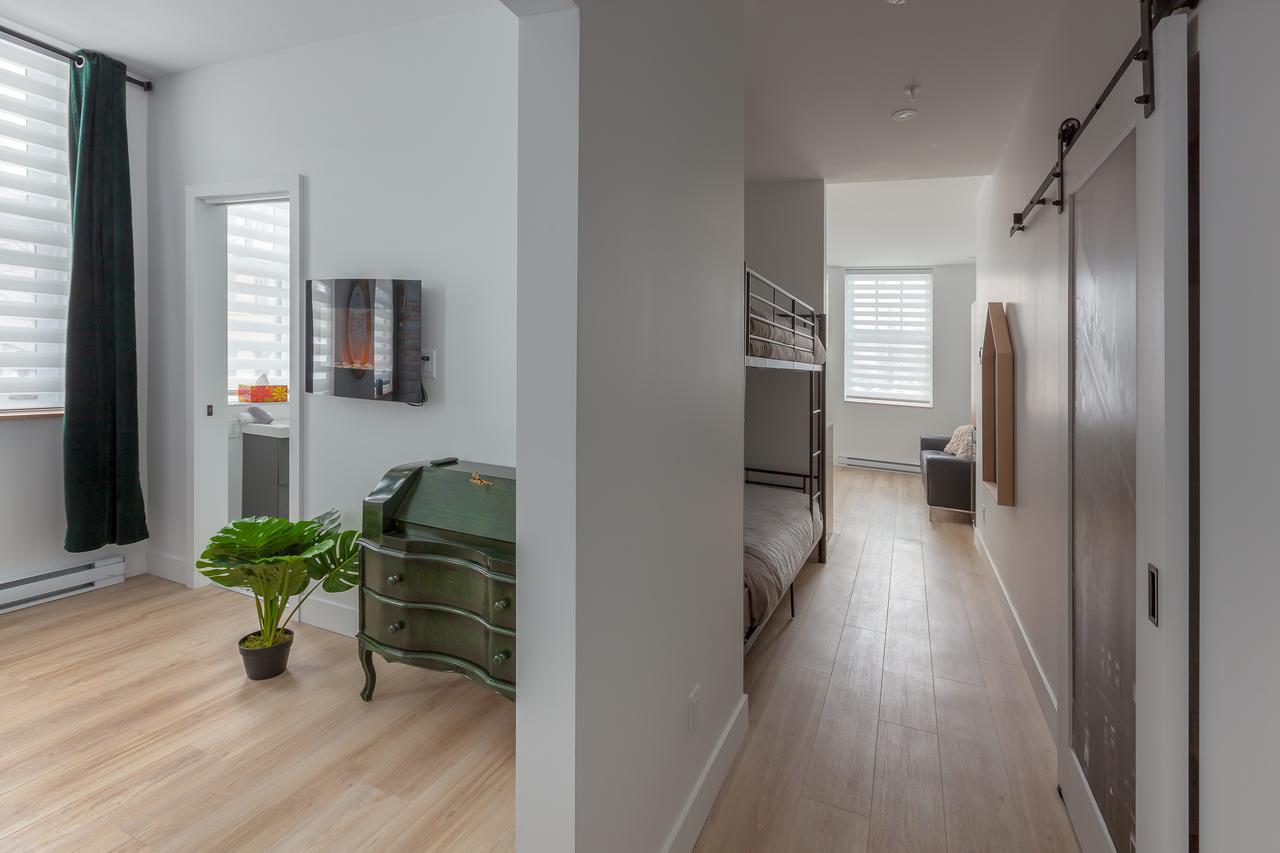 Готель Les Lofts Ste-Anne Квебек Екстер'єр фото
