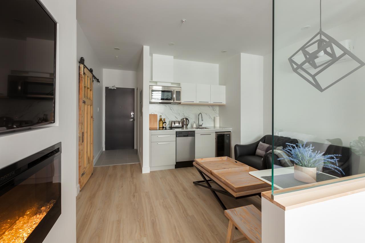 Готель Les Lofts Ste-Anne Квебек Екстер'єр фото